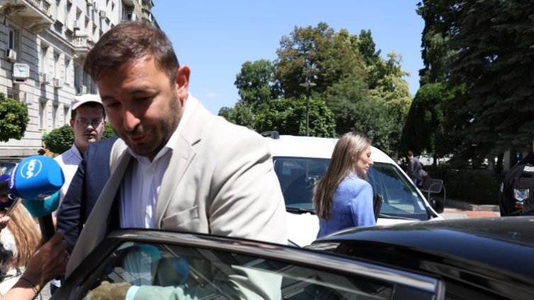 Антикорупционната комисия направила записа на Барбутов и Тодоров