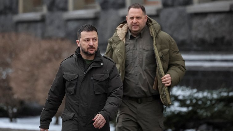 Президентът Зеленски не бил замесен в схемата за луксозни имения