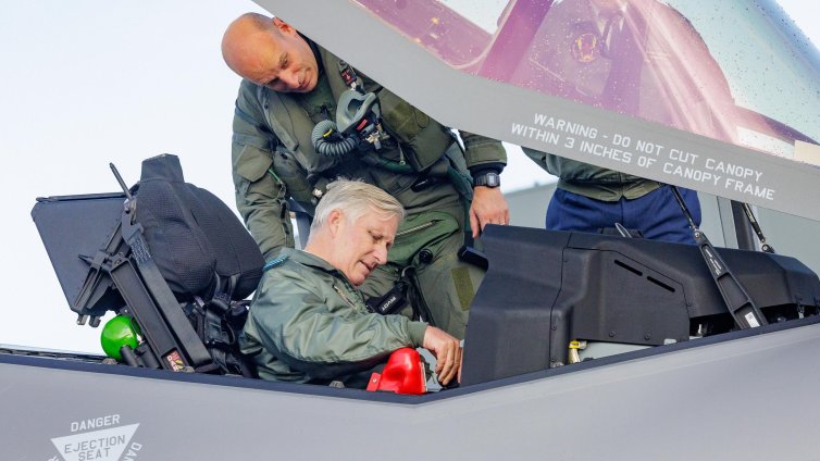 Разходите за поддръжка унищожиха първата US програма за изтребители от пето поколение - F-22