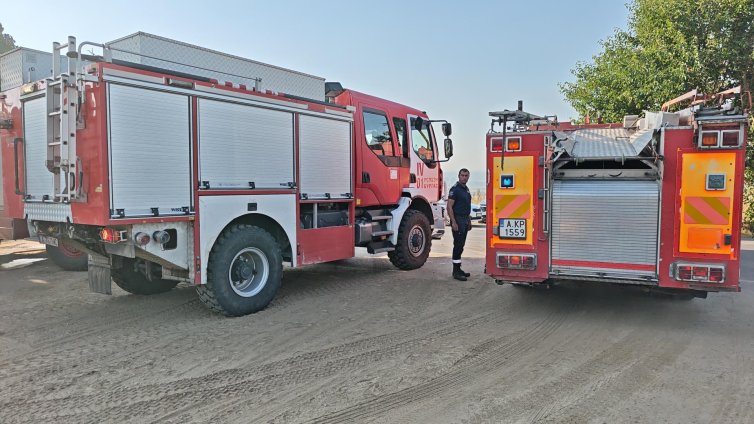 Пожарът край Сунгурларе изпепели над 10 000 дка