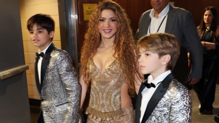 Синовете на Шакира пропяха и вече приличат на американци, а не на каталунци