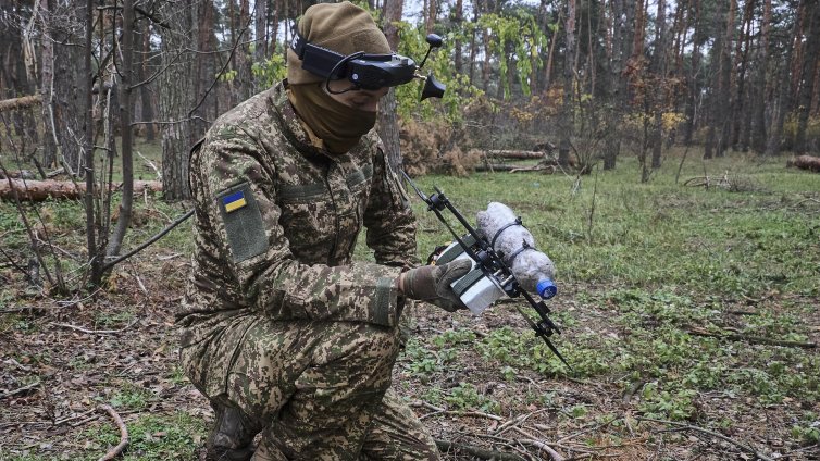 Турция представи най-новия си дрон камикадзе