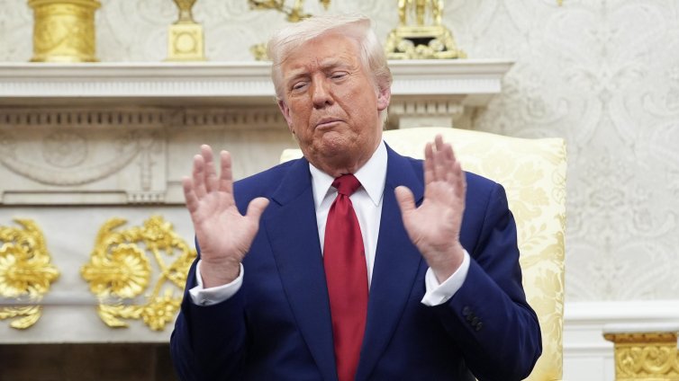 Тръмп започва разследване как китайска електроника влияе на националната сигурност