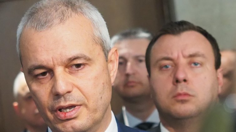 Костадинов: Подслушват "Възраждане", депутатите няма да дават имунитетите си