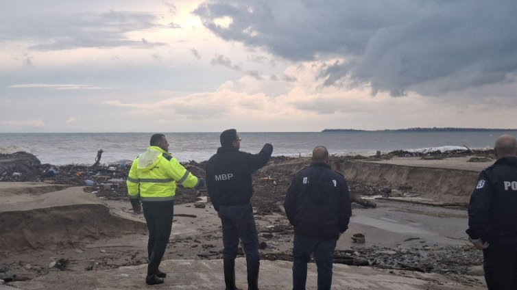  Лодката на загиналия полицай се е надигнала внезапно и се е преобърнала