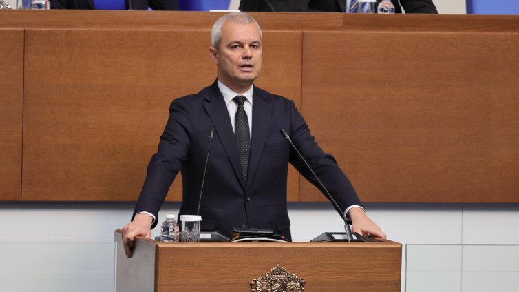 Костадинов: Продаваме на Гърция вода за стотинки, не защитаваме интереса ни 