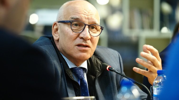 Хампарцумян: Нека сега се занимаваме с еврозоната, догодина да правим реформи