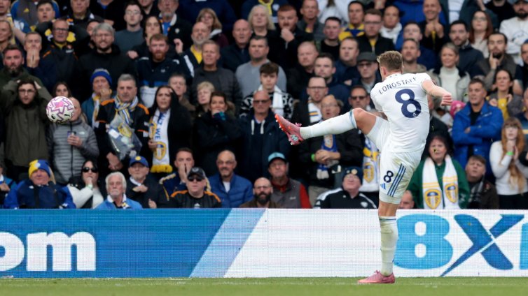 Илия Груев влезе като резерва при победа на Лийдс 