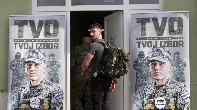 Съдят младежи в Хърватия, които не са се явили за казарма 