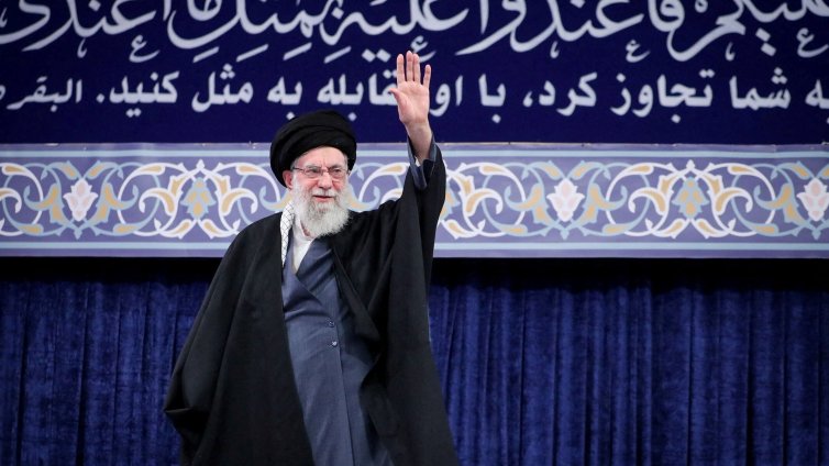 ЦРУ: Ако Хаменей бъде убит, ще бъде заменен от радикални елементи от Ислямската революционна гвардия