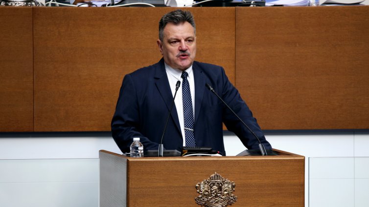  Симидчиев: Ние сме в криза, целяща да разруши парламентаризма