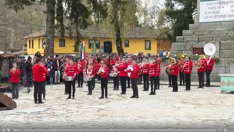 Възстановки и тържества в цялата страна по повод 150 г. от Априлското въстание