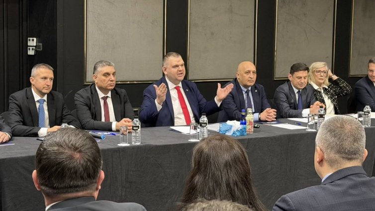 Пеевски: На тези избори - ДПС, ДПС, ДПС, това е истината