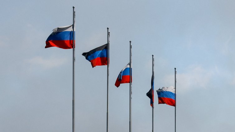 Над $24,7 млрд. изтеглени от руските банки: Страхът расте, ликвидността се топи