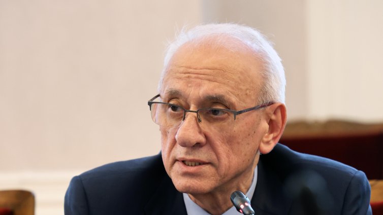 Силви Кирилов предлага включване на нови ваксини към имунизационния календар