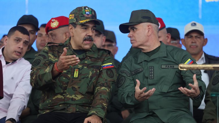 Венецуела няма шанс срещу USS Gerald R. Ford