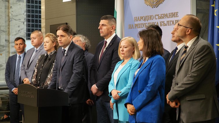 ПП-ДБ искат оставката на вицепремиера Зафиров