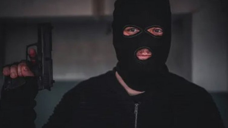 Обраха банка посред бял ден в Загреб