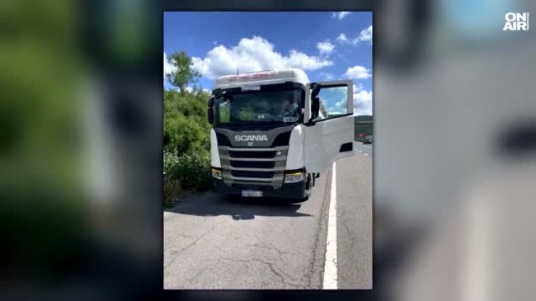 Камион с техническа неизправност пренасял 20 хил. литра пропан-бутан ВИДЕО