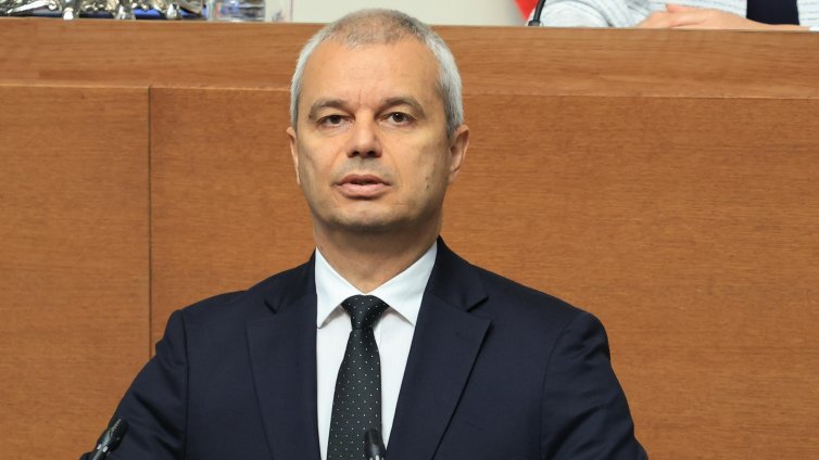 "Възраждане": Решението на ВКС за смяна на пола на три лица е грешка