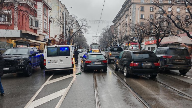 Проверките на НАП и КЗП: От 80 паркинга в 15 от тях са установени повишение на цените