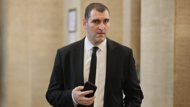 Кирил Петков наредил директно на полицаите ареста на Борисов: Ако някой го е страх, да си ходи!