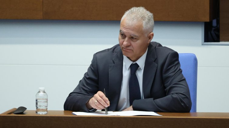 НС избра Пламен Тончев за председател на Комисията по досиетата