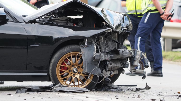 Кола и ТИР се сблъскаха край Враца, има един загинал 