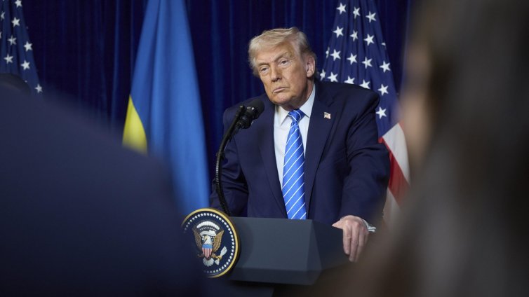 Тръмп покани премиера на Япония на посещение в САЩ