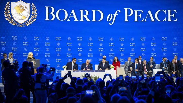 ЕС ще участва в Съвета за мир на Тръмп без членство