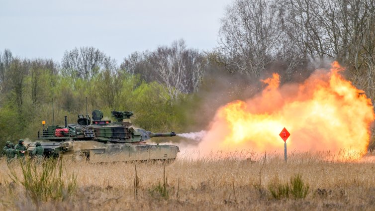 Уязвима ли е Европа? Призовават САЩ да предотврати шоково намаляване на войските