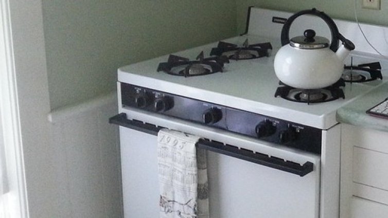 Сменят готварските печки безплатно на около 166 500 домакинства