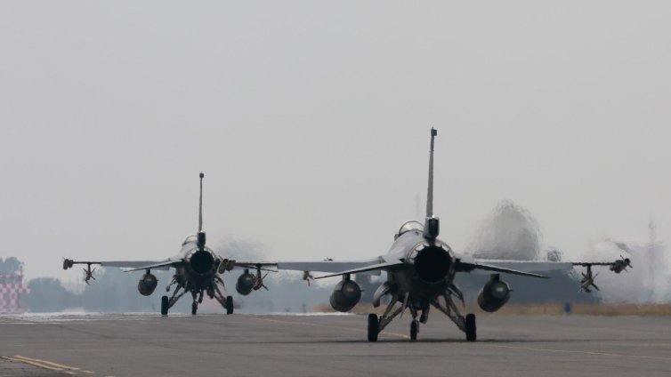 Два F-16 катастрофираха за месец в Южна Корея &ndash; нараства ли кризата с инцидентите?