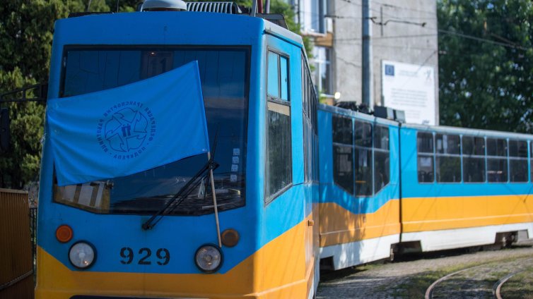 Транспортната блокада в София продължава, метрото с удължено работно време