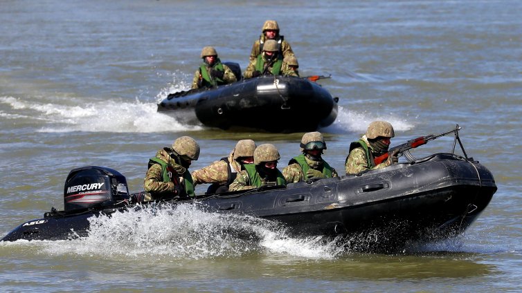 Ръкав на Дунав в Румъния ще е затворен заради военно учение с бойна стрелба