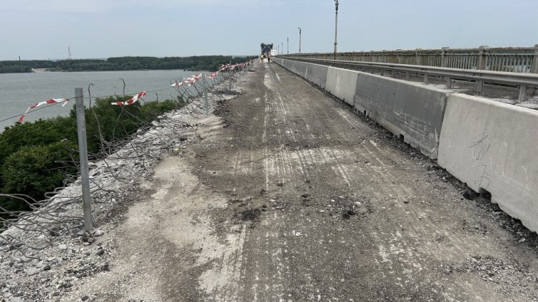 За 8 часа тази нощ спират движението на Дунав мост при Русе