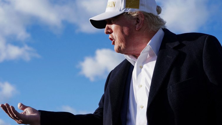 Мирното споразумение на Тръмп е ужасно, но Украйна все пак трябва да го приеме