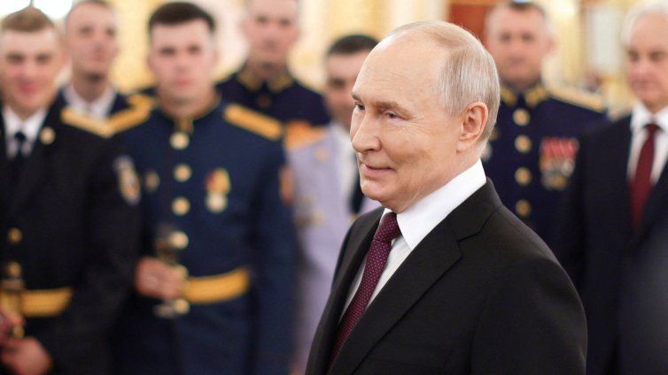 Крим: Перлата в короната на Путин, но без полуострова той ще загуби войната