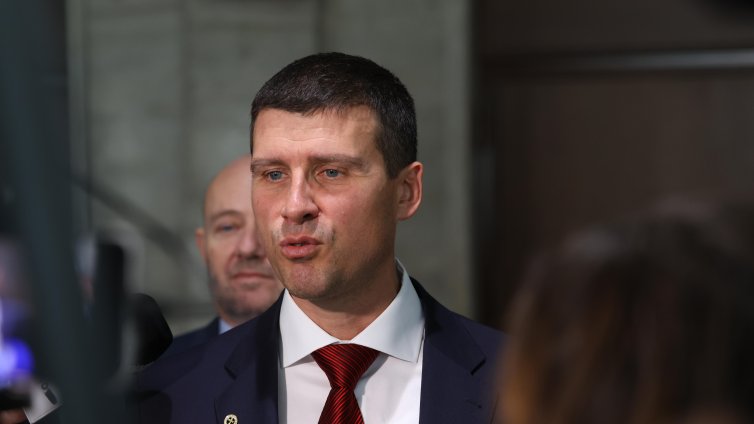 Ивелин Михайлов: Хората не искат повече да се продължава така