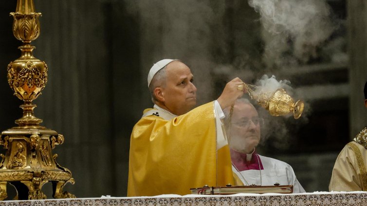 В кадър: Папа Лъв XIV отслужи първата си меса за Рождество Христово