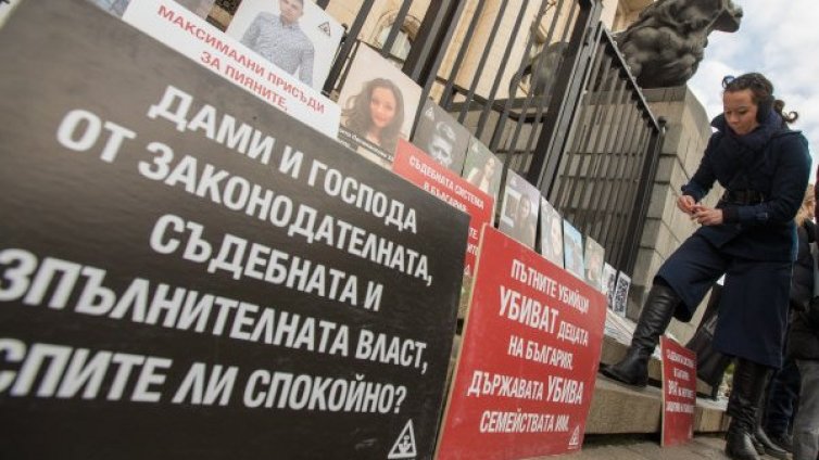 Докога с толкова смърт на пътя? Премиерът свиква съвещание за пътната безопасност
