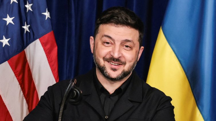 Зеленски: Не можем просто да се изтеглим от териториите си