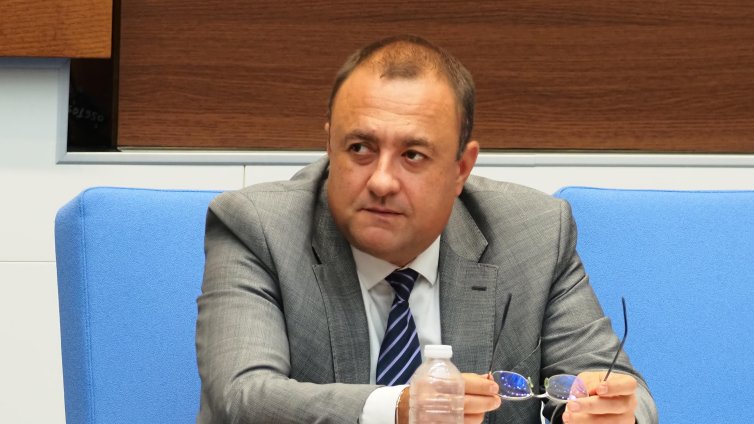 Регионалният министър призова такса “Водомер" да отпадне