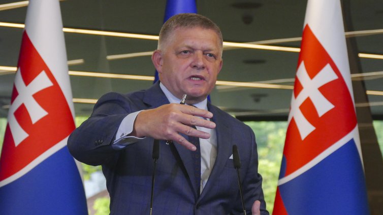 Фицо: Европейският съвет ще обсъжда само Украйна, така няма да запазим европейското благоденствие