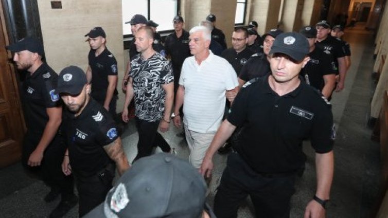 Съдът остави в ареста варненския кмет Благомир Коцев