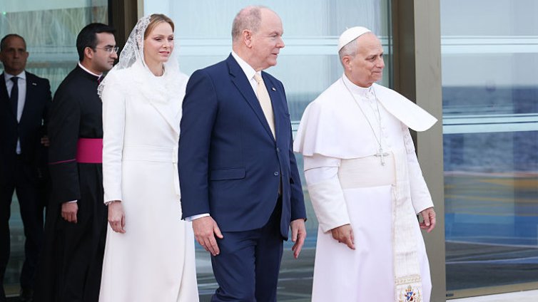 Защо на Грейс Кели й е било забранено да носи бяло при папата?