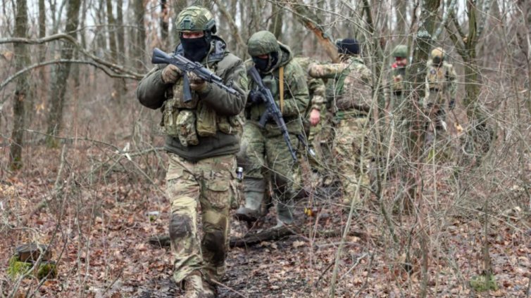 ТАСС: Около 1000 бивши украински военни се бият на страната на Русия