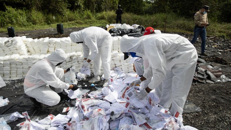 От искане за сапун до кокаин: затворническа банда се превърна в световна сила