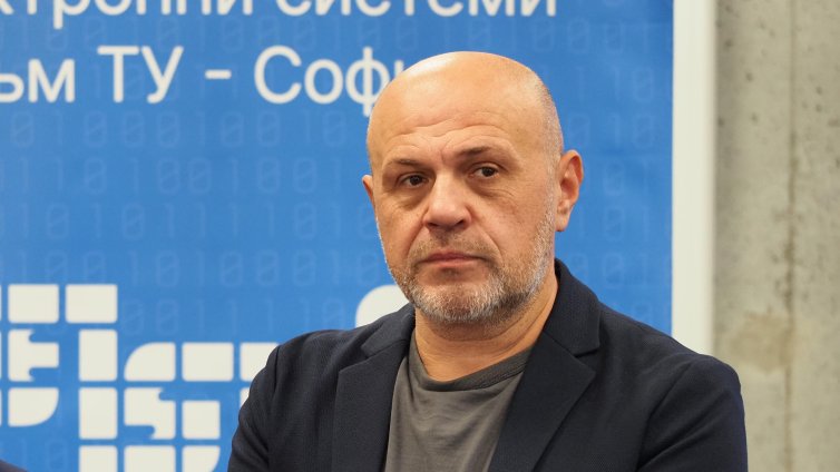 Няма съгласие: Отменя се планираното за утре заседание на Тристранката