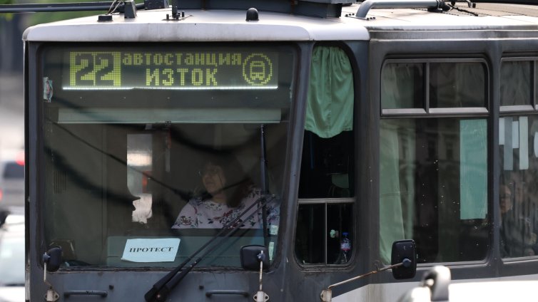 Предлагат нови правила за кръщаване на спирките на градския транспорт в София 